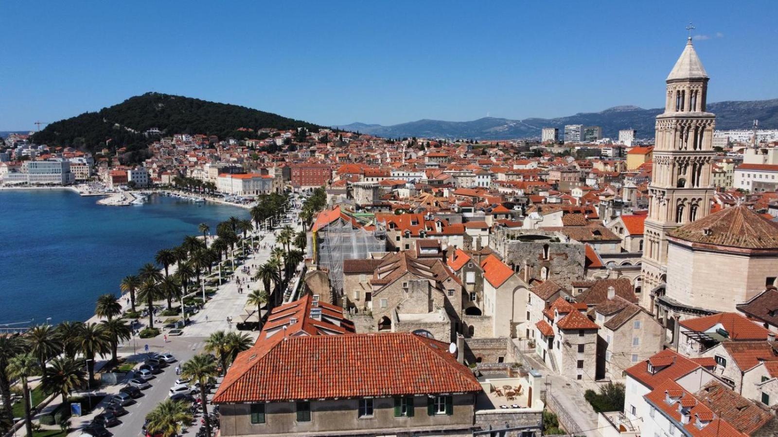 Terazza Grande In Diocletian Tower Lejlighed Split Eksteriør billede